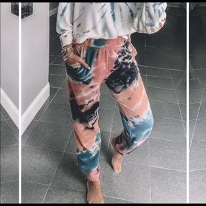NWT! Tie dye joggers 🔥